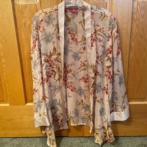 Vince Camuto Flowy cardigan